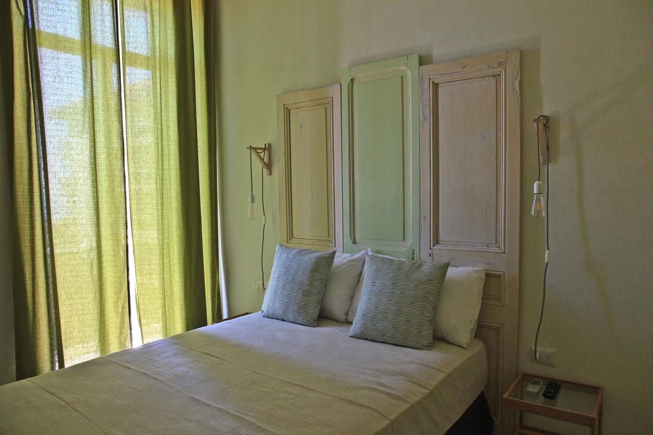 Hotel Elandra ボルディゲーラ エクステリア 写真